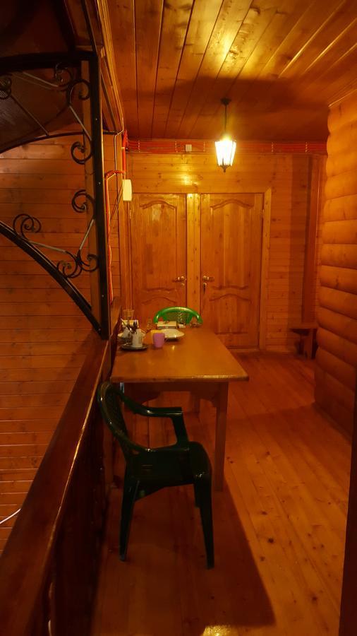U Iriny Hotel 피준다 외부 사진