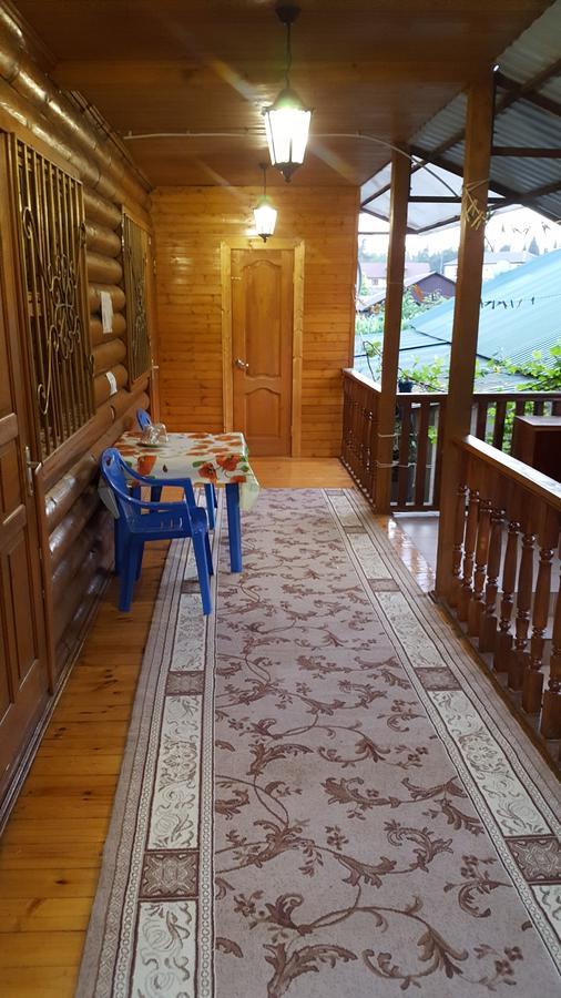 U Iriny Hotel 피준다 외부 사진